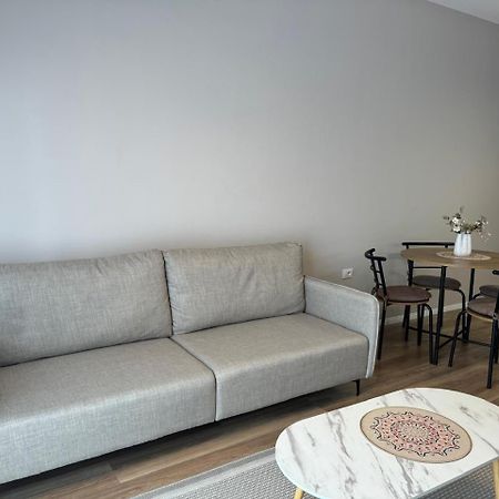 Olivia House Appartement Yzberishti Buitenkant foto