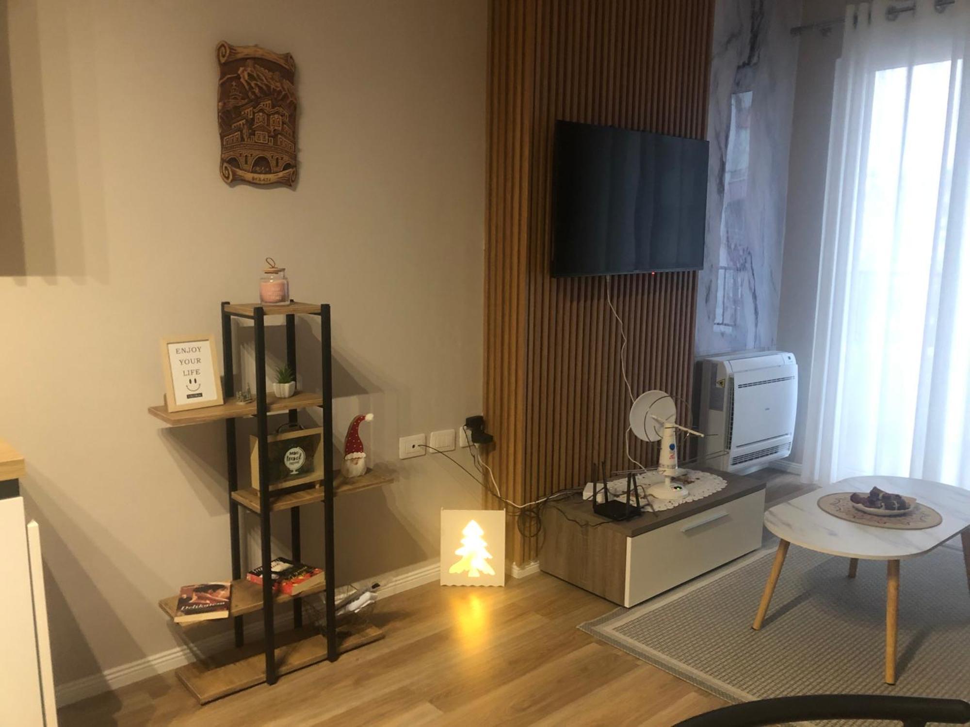 Olivia House Appartement Yzberishti Buitenkant foto